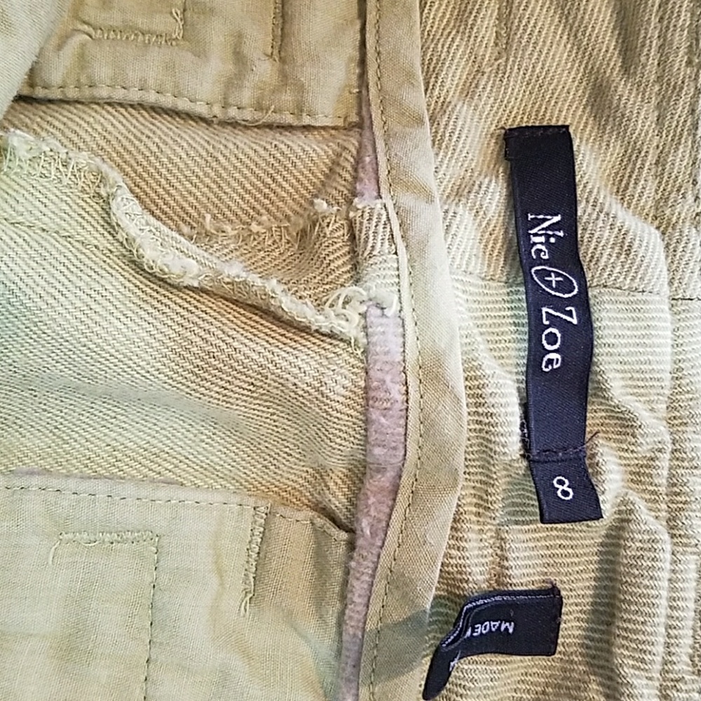 Shorts - Picture 3 of 3